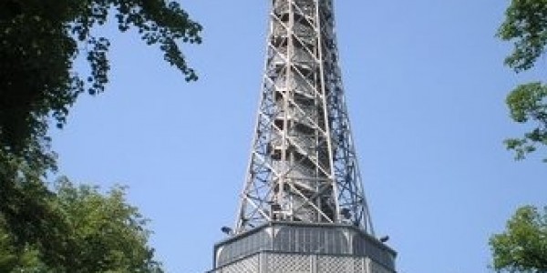 eikona 1 - petrin-observation-tower