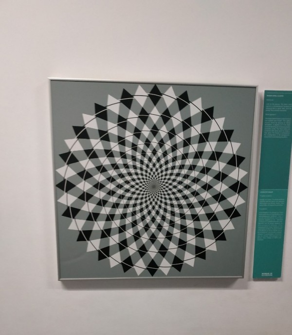 mouseio pseydesthiseon-14