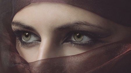 &Mu;&iota;&kappa;&rho;&omicron;ί &Theta;&epsilon;&omicron;ί - &Alpha;&rho;&epsilon;&tau;ή &Kappa;&alpha;&mu;&pi;ί&tau;&sigma;&eta;