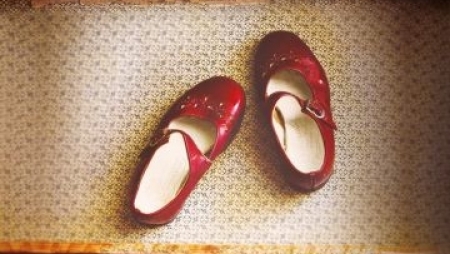 &Omicron;&iota; &kappa;ό&rho;&epsilon;&sigmaf; &tau;&eta;&sigmaf; &Beta;&alpha;&sigma;ί&lambda;&iota;&sigma;&sigma;&alpha;&sigmaf; - &Kappa;&lambda;&alpha;ί&rho;&eta; &Theta;&epsilon;&omicron;&delta;ώ&rho;&omicron;&upsilon;